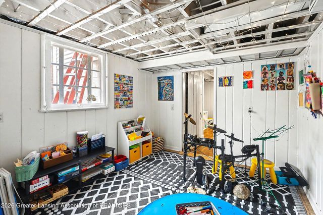 1010 N Harrison Road, East Lansing, MI 48823