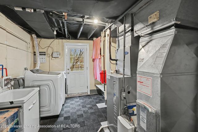 1010 N Harrison Road, East Lansing, MI 48823