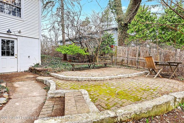 1010 N Harrison Road, East Lansing, MI 48823