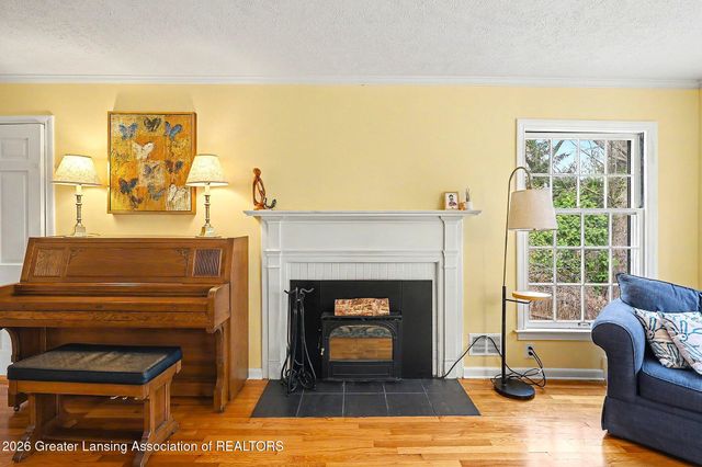 1010 N Harrison Road, East Lansing, MI 48823