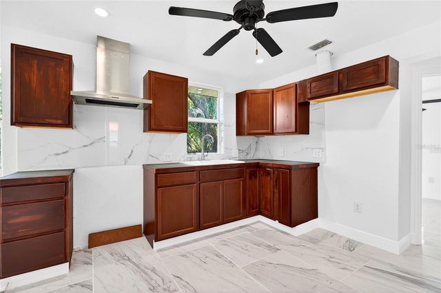 1110 SW FORT KING STREET, Ocala, FL 34471