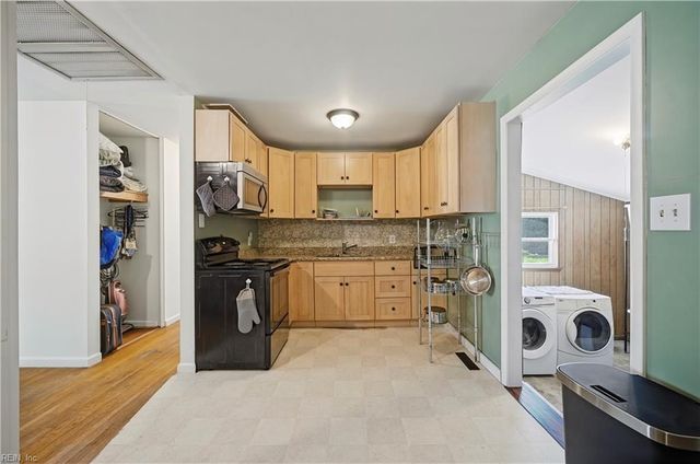 230 Bradford AVE, Norfolk, VA 23505