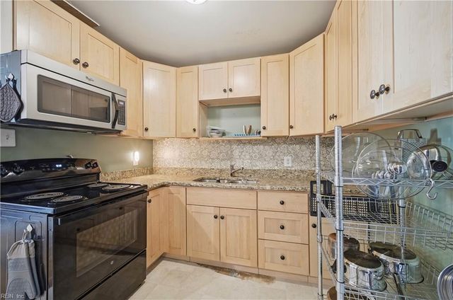 230 Bradford AVE, Norfolk, VA 23505