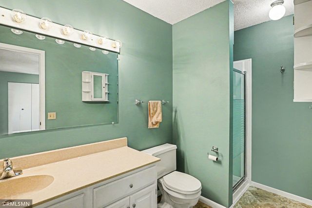 1712 James Court, Burnsville, MN 55337