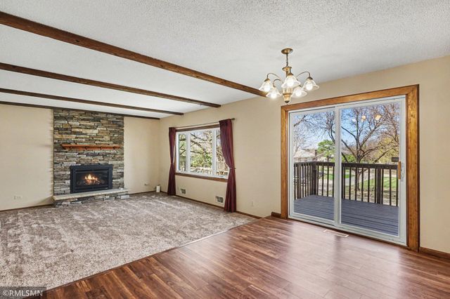 1712 James Court, Burnsville, MN 55337