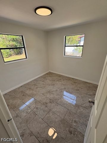 5448 9th AVE, Fort Myers, FL 33907