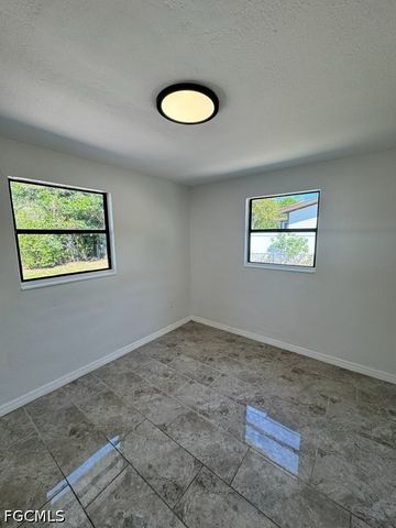 5448 9th AVE, Fort Myers, FL 33907