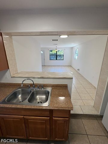 5448 9th AVE, Fort Myers, FL 33907