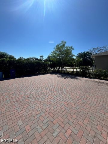 5448 9th AVE, Fort Myers, FL 33907