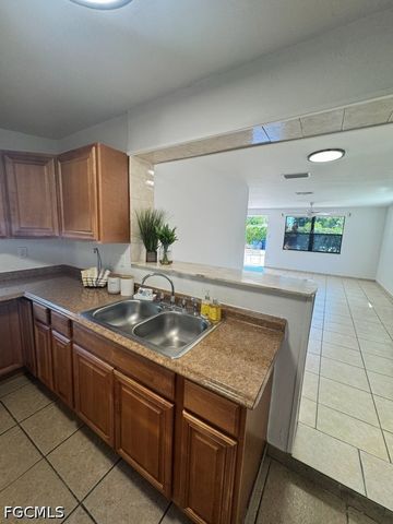 5448 9th AVE, Fort Myers, FL 33907