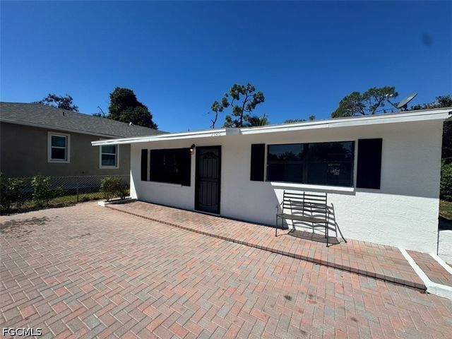 5448 9th AVE, Fort Myers, FL 33907