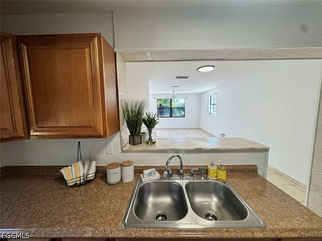 5448 9th AVE, Fort Myers, FL 33907