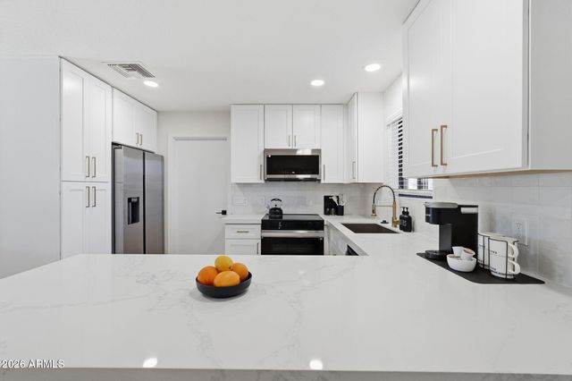 1336 S CACTUS Road, Apache Junction, AZ 85119