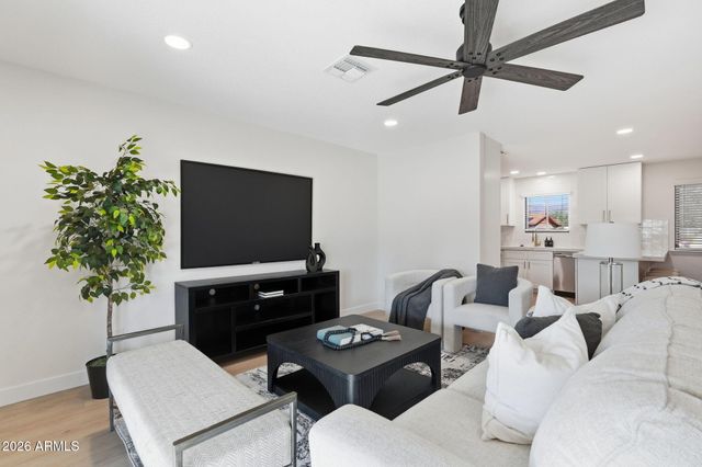 1336 S CACTUS Road, Apache Junction, AZ 85119