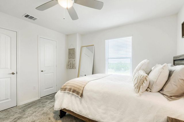 6504 Albany Sleigh DR, Del Valle, TX 78617