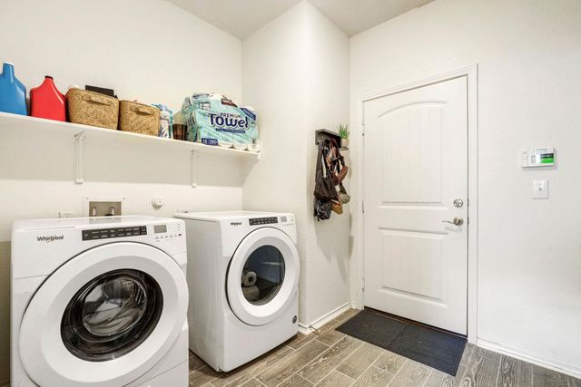 6504 Albany Sleigh DR, Del Valle, TX 78617