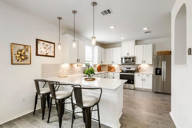 6504 Albany Sleigh DR, Del Valle, TX 78617