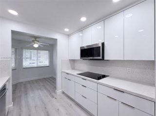 750 SW 138th Avenue 103F, Pembroke Pines, FL 33027