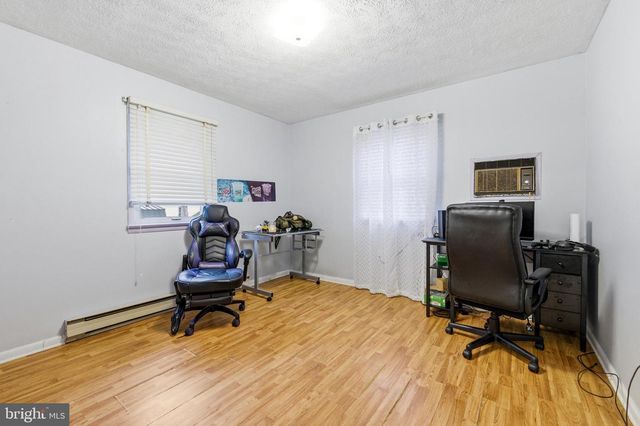 320 WILLOW ST, Luray, VA 22835