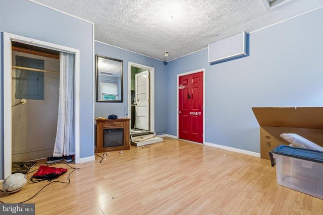 320 WILLOW ST, Luray, VA 22835