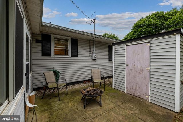 320 WILLOW ST, Luray, VA 22835