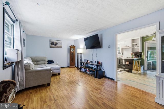 320 WILLOW ST, Luray, VA 22835