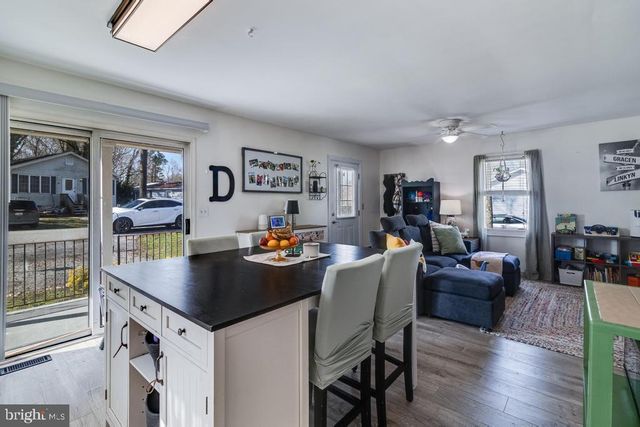 323 LAUREL DR, Lusby, MD 20657