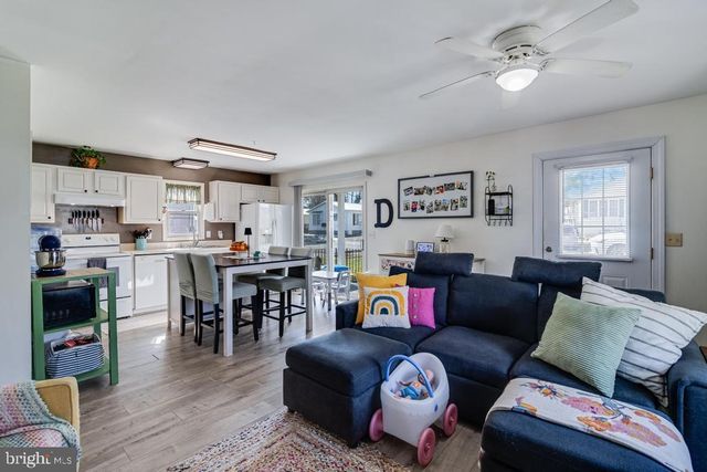 323 LAUREL DR, Lusby, MD 20657