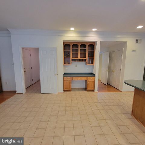 811 LAMOKA DR, Odenton, MD 21113