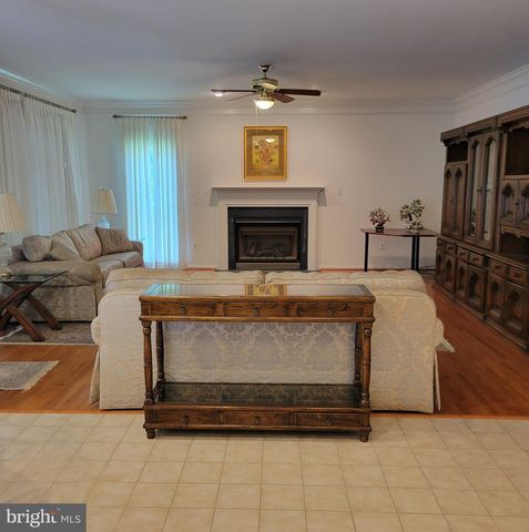 811 LAMOKA DR, Odenton, MD 21113