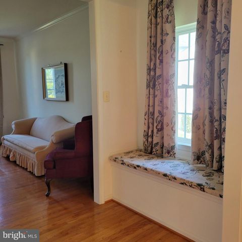 811 LAMOKA DR, Odenton, MD 21113