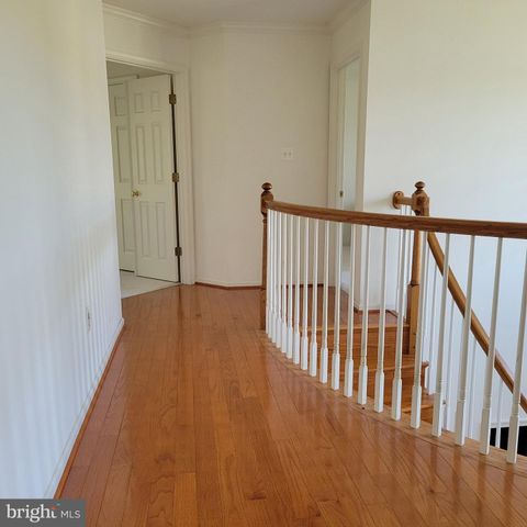811 LAMOKA DR, Odenton, MD 21113