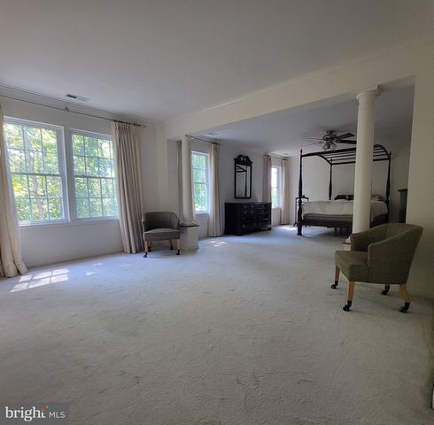 811 LAMOKA DR, Odenton, MD 21113
