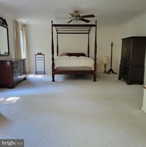 811 LAMOKA DR, Odenton, MD 21113