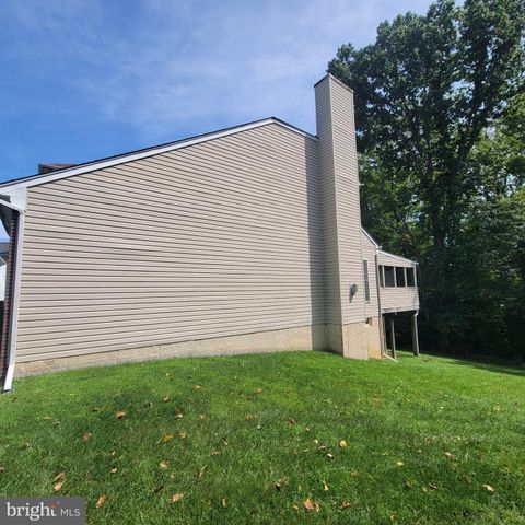 811 LAMOKA DR, Odenton, MD 21113