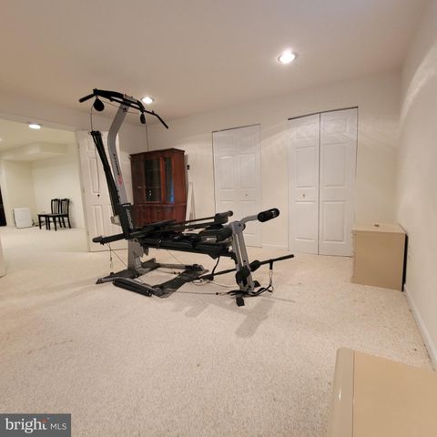 811 LAMOKA DR, Odenton, MD 21113