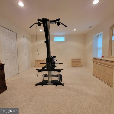 811 LAMOKA DR, Odenton, MD 21113