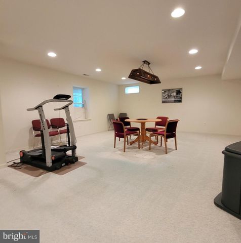 811 LAMOKA DR, Odenton, MD 21113
