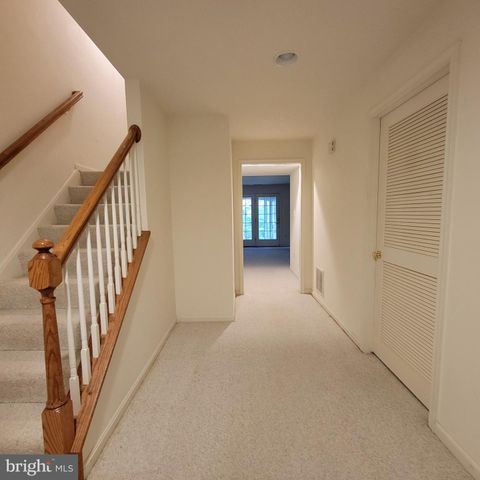 811 LAMOKA DR, Odenton, MD 21113