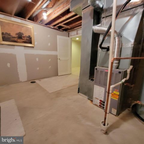 811 LAMOKA DR, Odenton, MD 21113