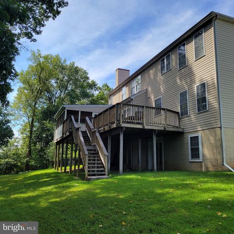 811 LAMOKA DR, Odenton, MD 21113