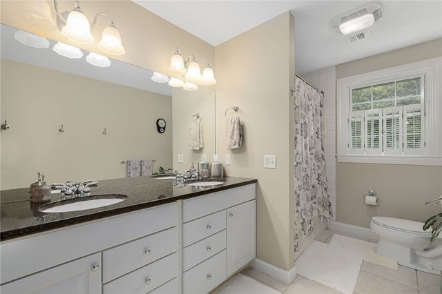220 Moosehorn Road, East Greenwich, RI 02818