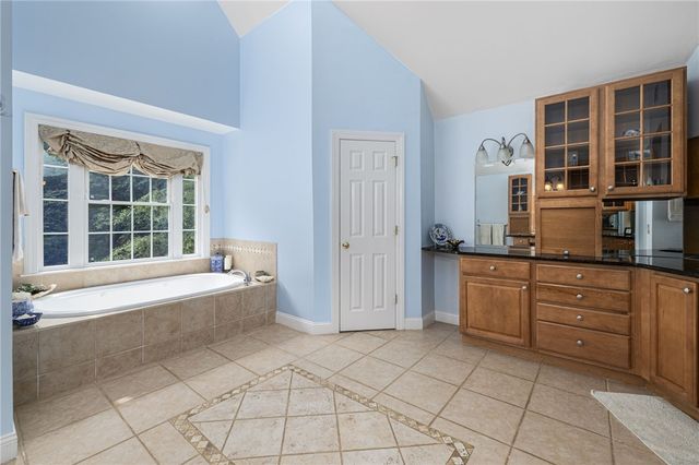 220 Moosehorn Road, East Greenwich, RI 02818