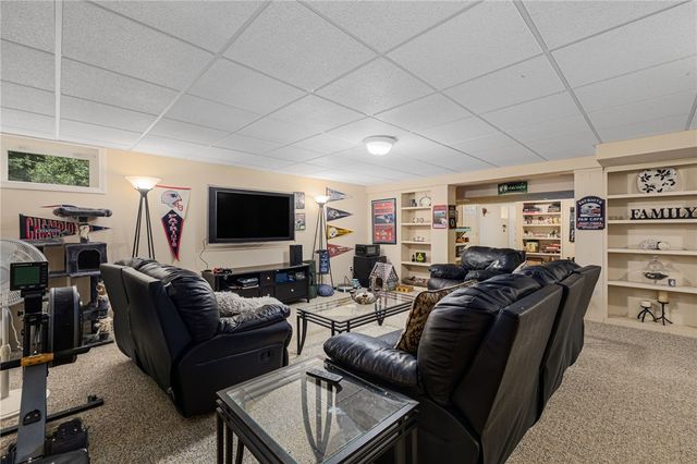 220 Moosehorn Road, East Greenwich, RI 02818