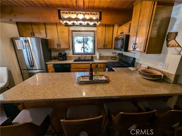 637 Sugarloaf Boulevard, Big Bear City, CA 92314
