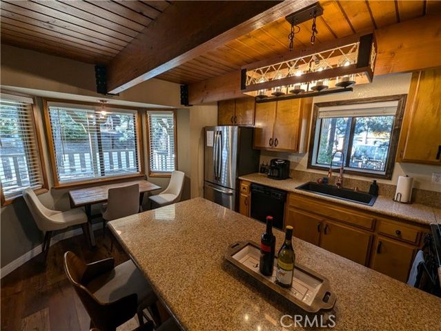 637 Sugarloaf Boulevard, Big Bear City, CA 92314