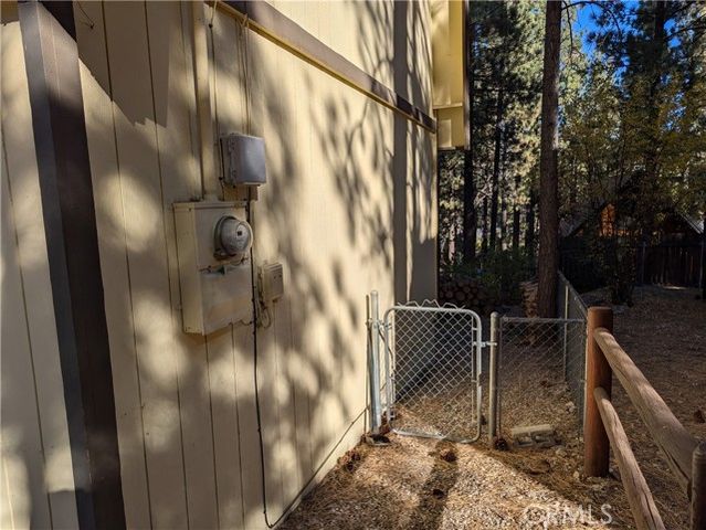 637 Sugarloaf Boulevard, Big Bear City, CA 92314
