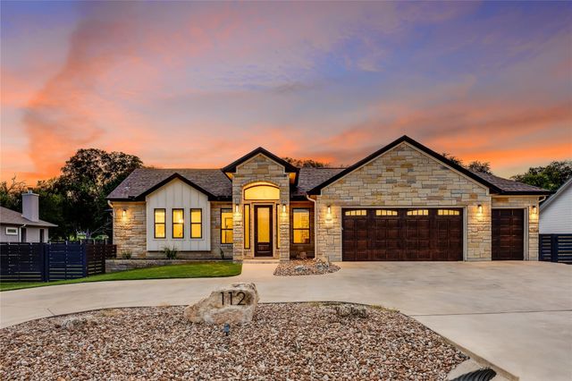 112 Venture BLVD S, Point Venture, TX 78645