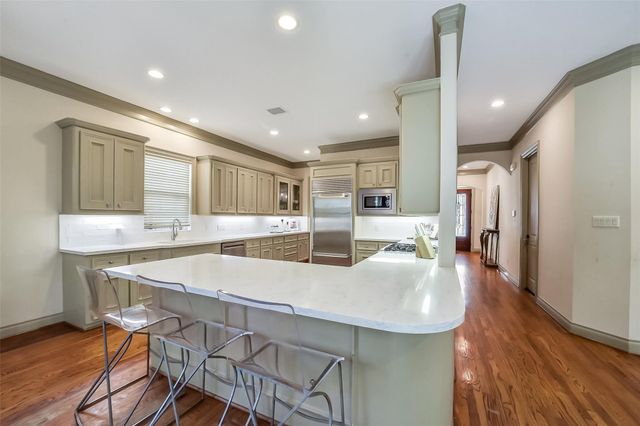 7615 E Jordan Cove, Houston, TX 77055