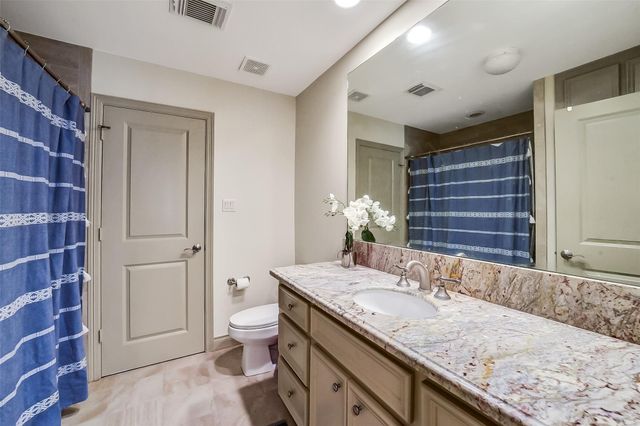 7615 E Jordan Cove, Houston, TX 77055